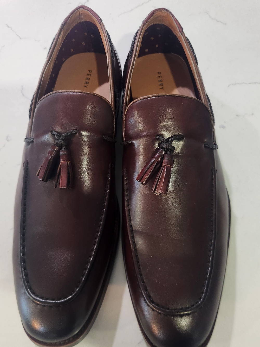 Perry Ellis Men’s Burgundy Tassel Loafers